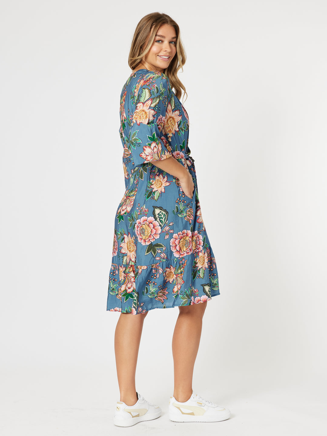 Vintage rose floral dress