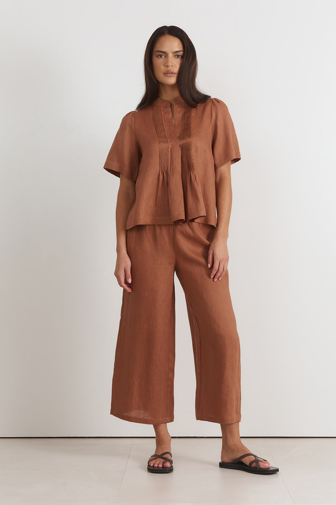 The Percy Linen Top Tan