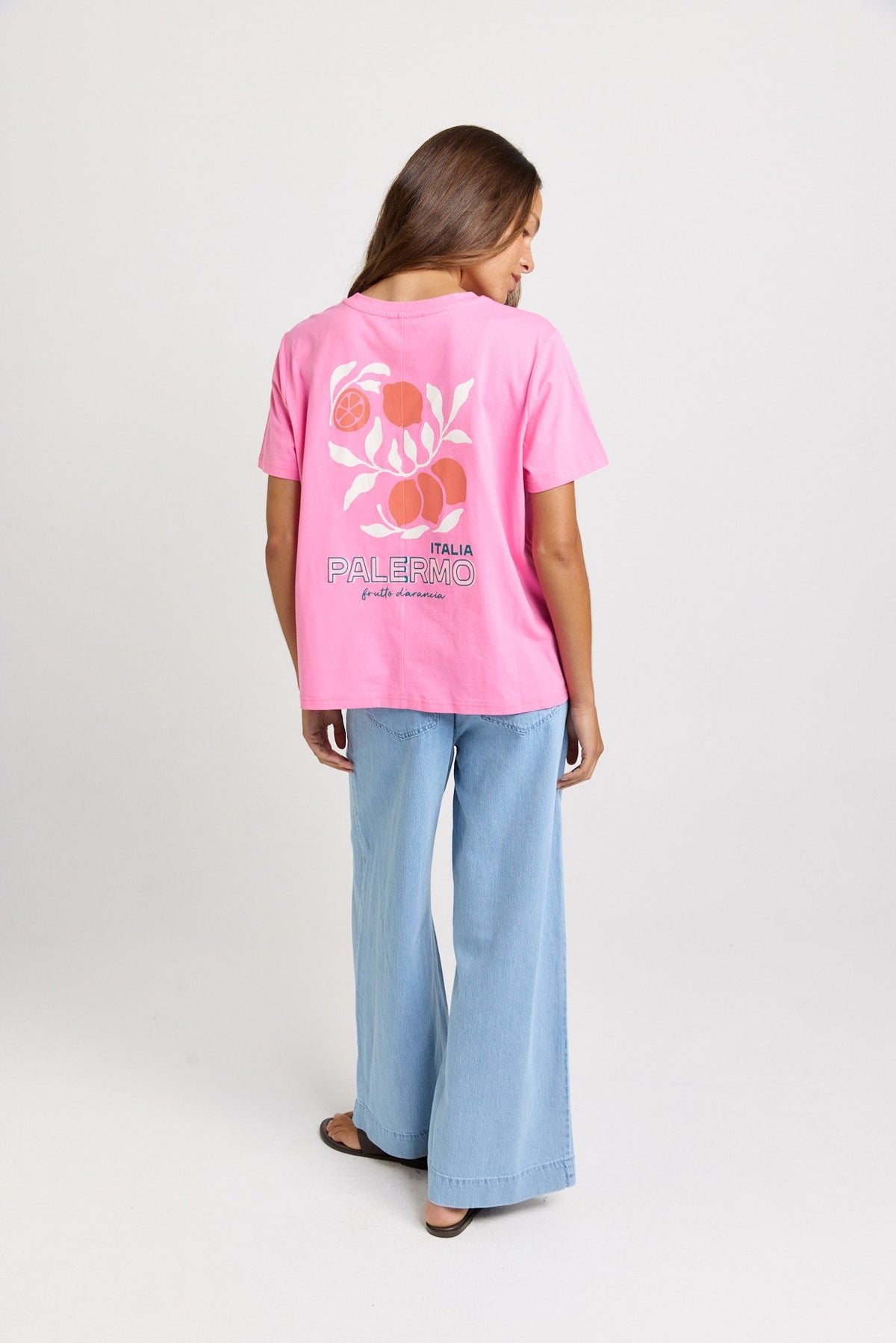 Ellia Tee
