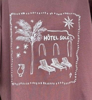 Hotel Soliel Tee Chocolate