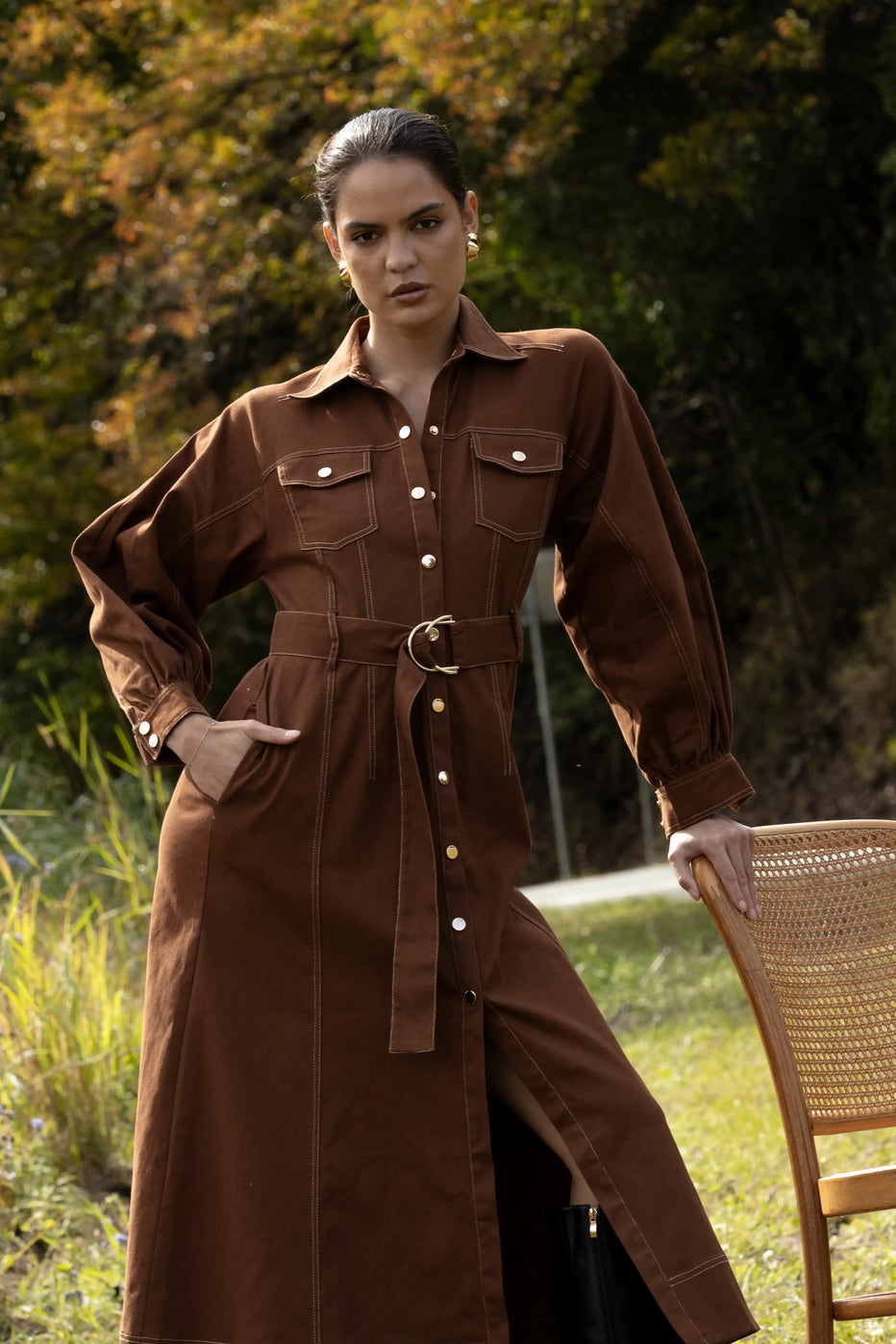 Abundance Shirt Midi dress fudge