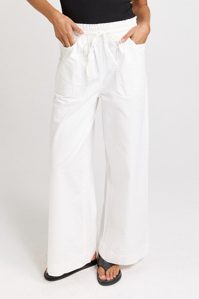 Saffra Relax Leg Jean White