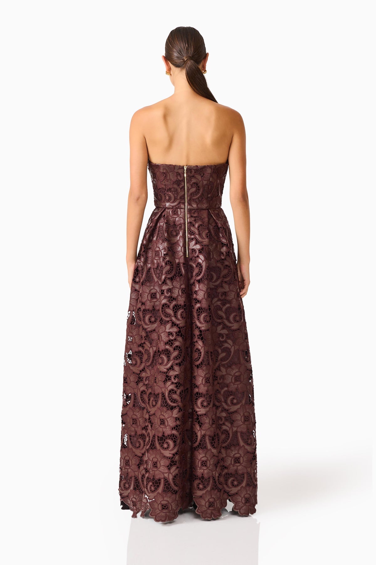 New
Novelle Sweetheart Maxi Dress in Chocolate Brown