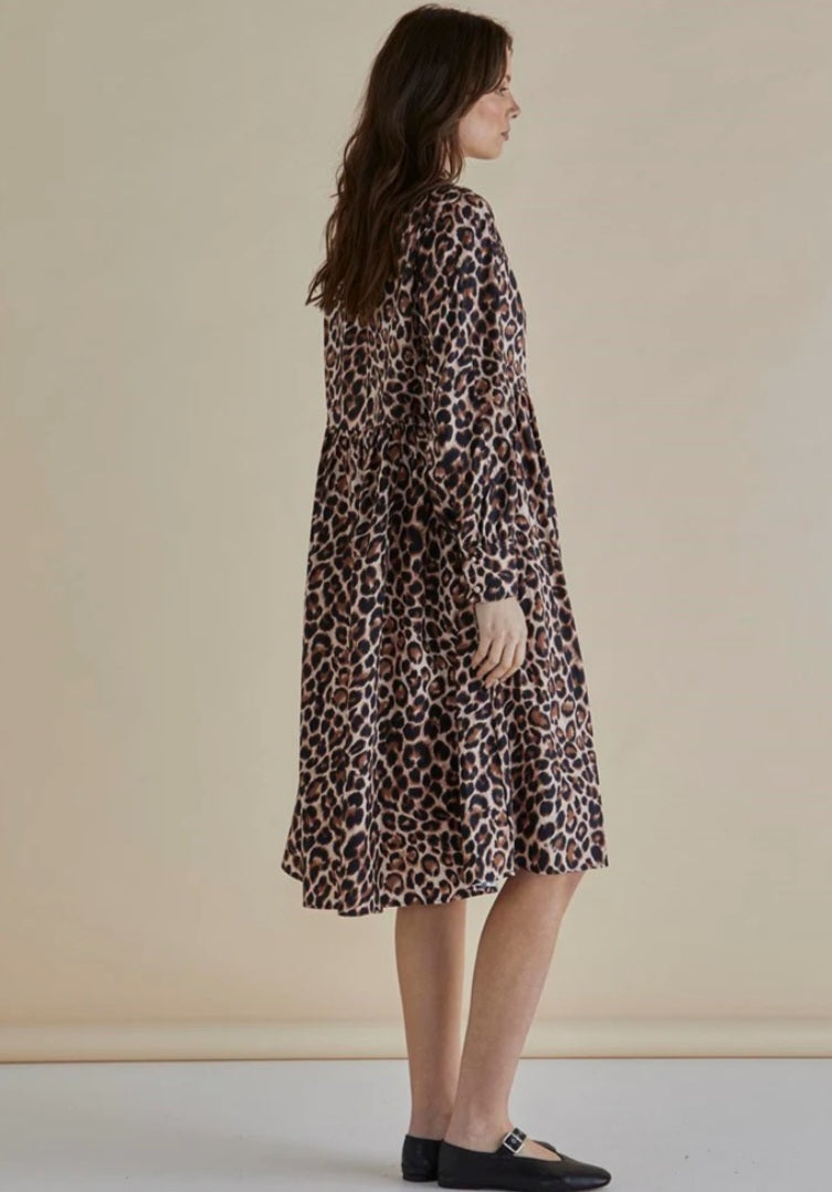 Chardonnay leopard dress
