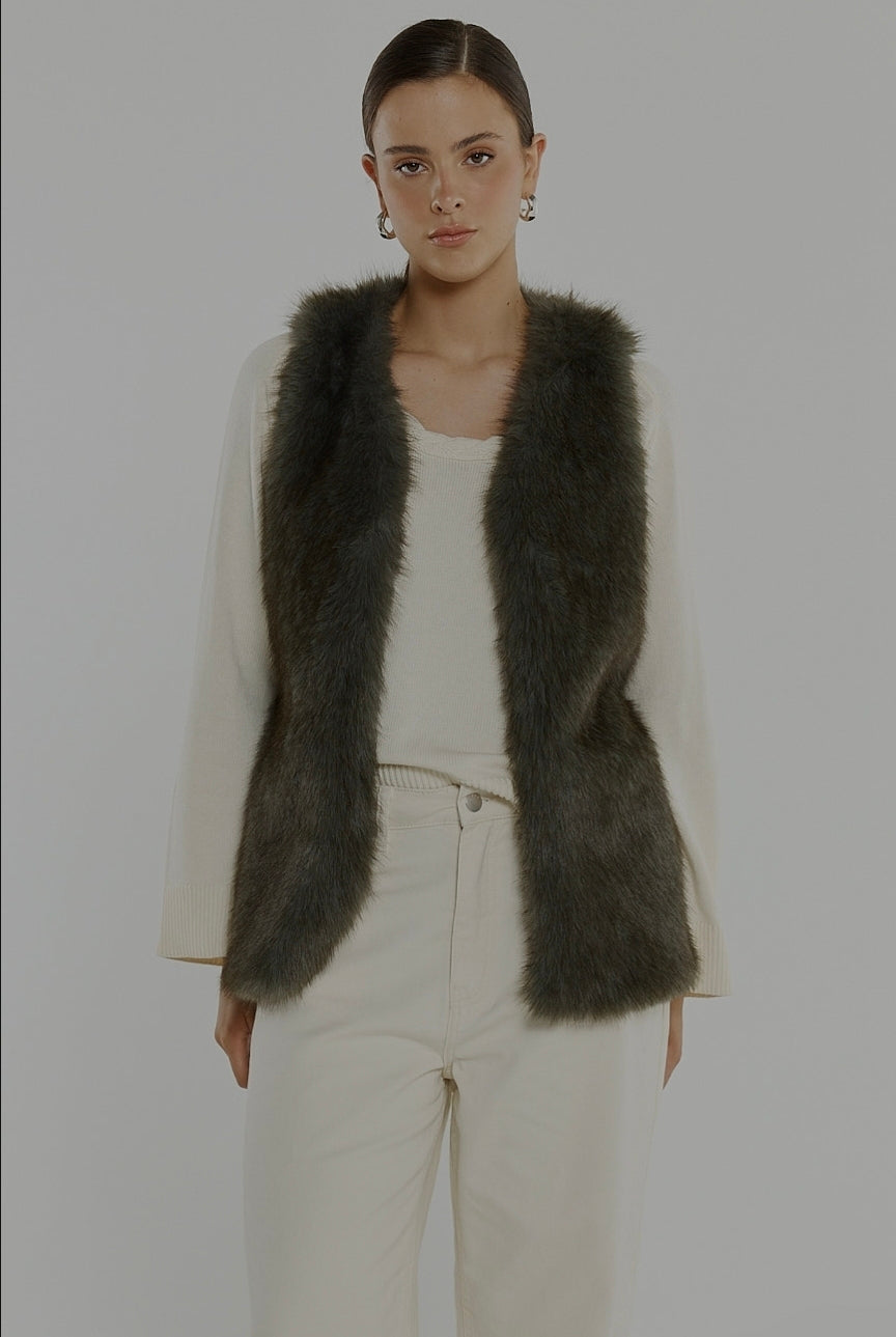 Riya Fur Gilet Evergreen