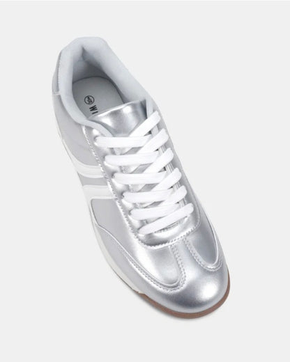 Astral jogger silver