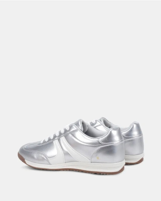 Astral jogger silver