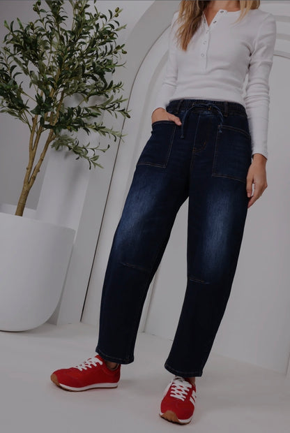 Leo Barrel Jean Ink
