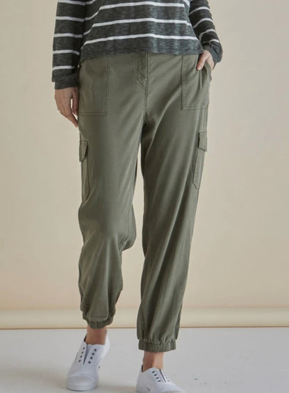 Canterbury cargo pants khaki