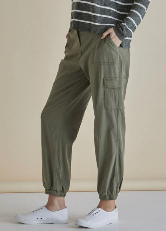 Canterbury cargo pants khaki