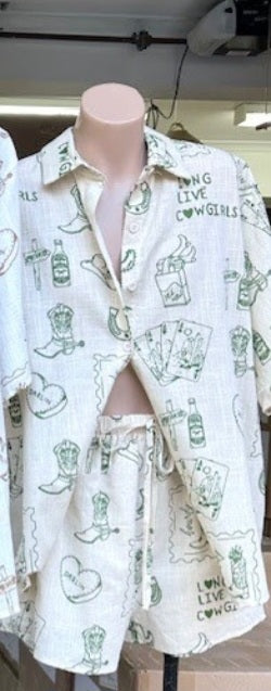 By Frankie Darlin beige n green set